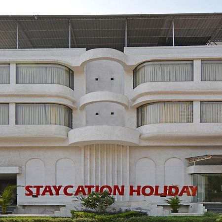 נאווי מומבאי Staycation Holiday מראה חיצוני תמונה