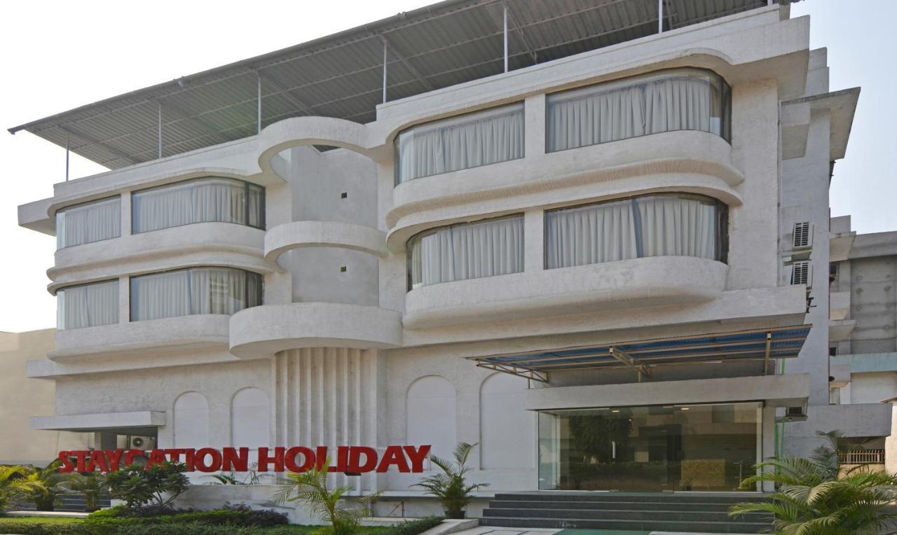 נאווי מומבאי Staycation Holiday מראה חיצוני תמונה